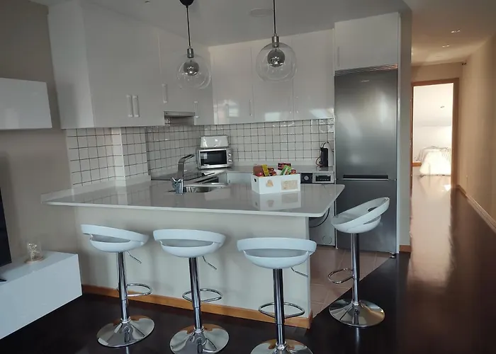 Atico Minerva * فينيستيري